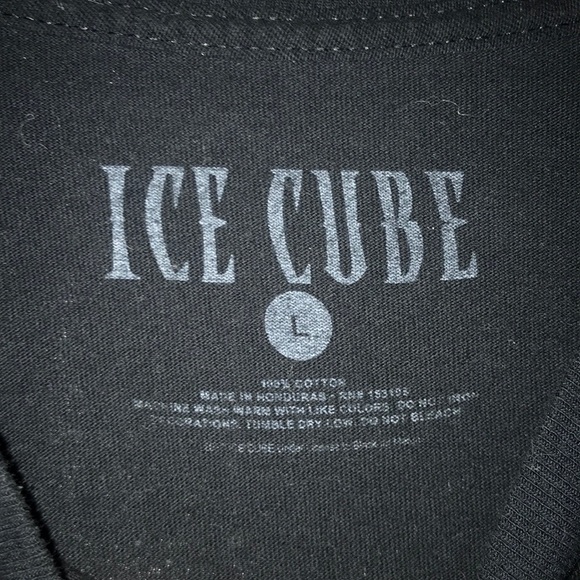 SOLD‼️ Ice cube T-shirt - Picture 3 of 3
